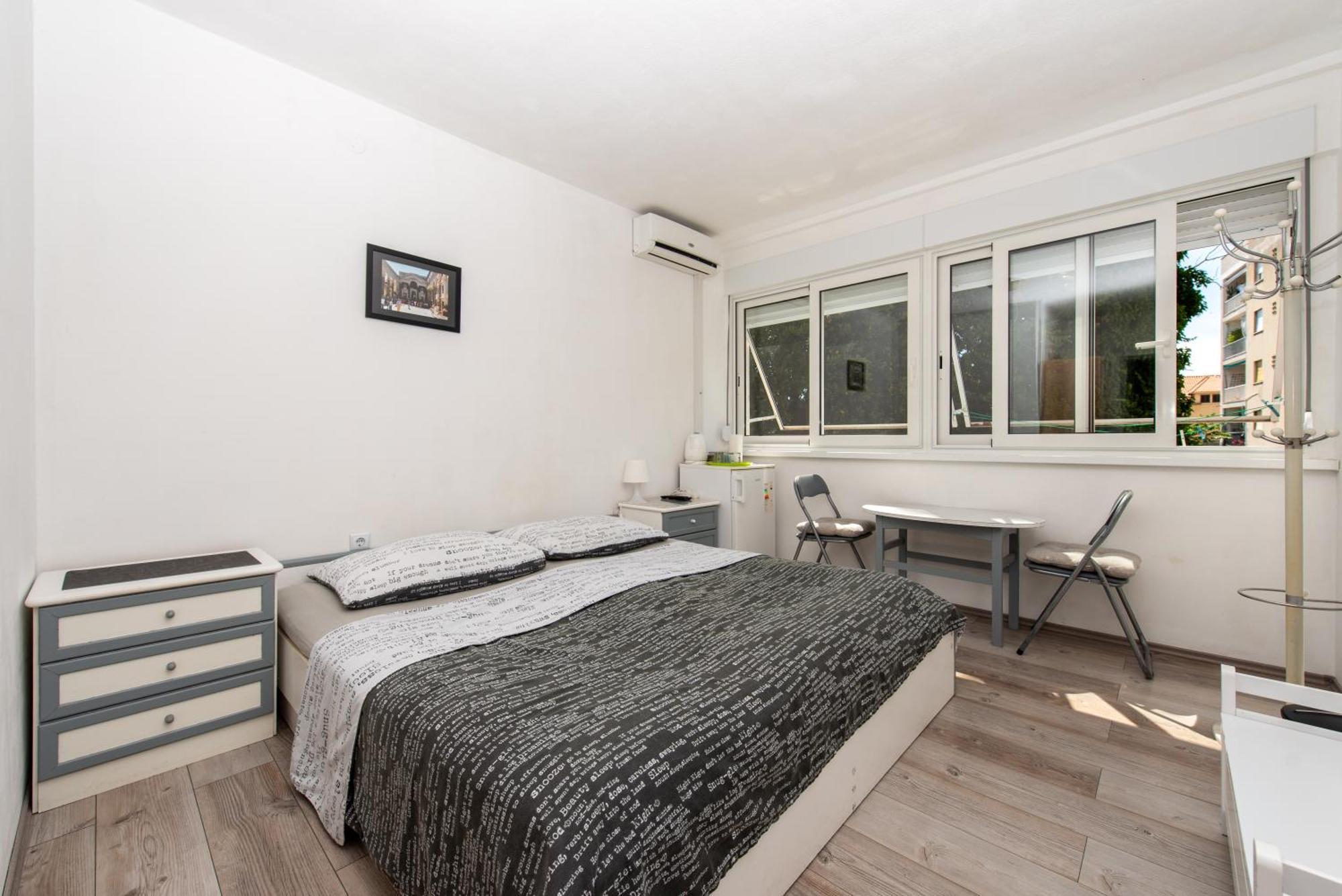 Laghanini Apartments Σπλιτ Εξωτερικό φωτογραφία