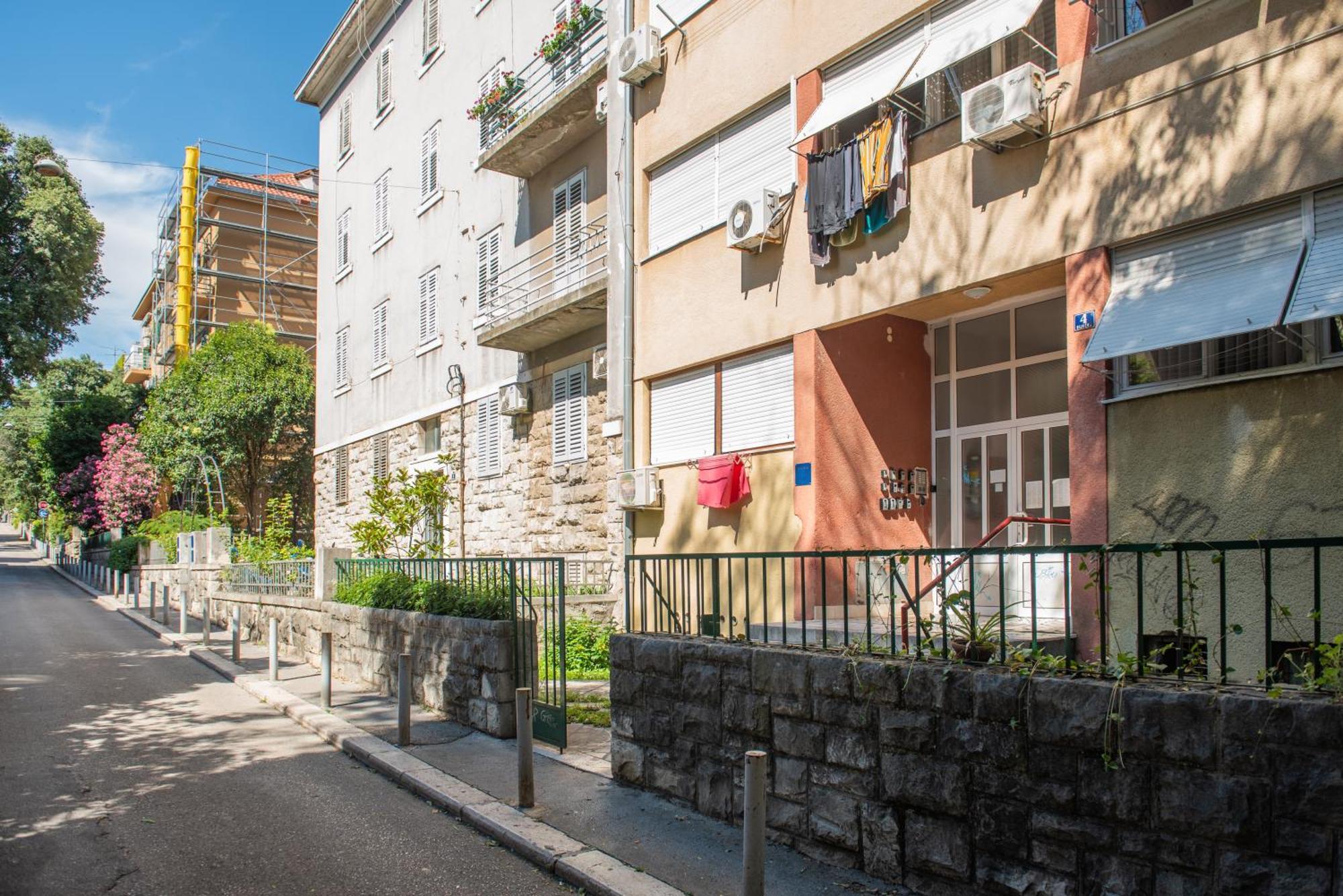 Laghanini Apartments Σπλιτ Εξωτερικό φωτογραφία